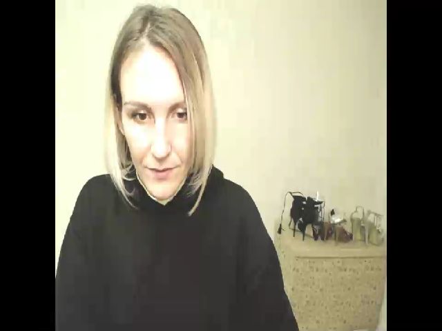 Live sex webcam photo for MiliEsiens #271476208