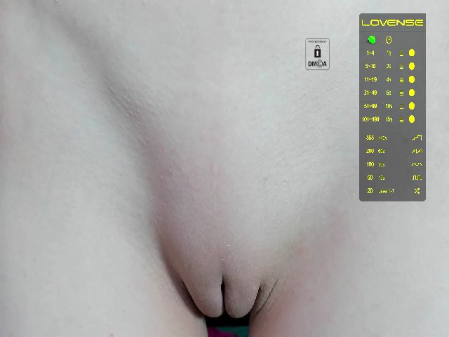 Live sex webcam photo for Elysi_ #271473838