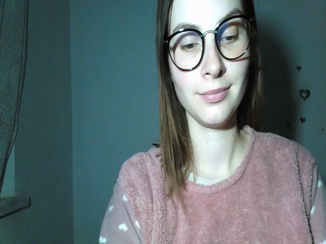 Live sex webcam photo for MisssSun #271477770