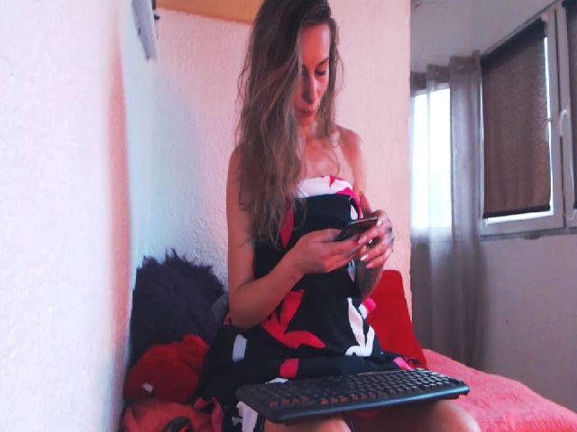 Live sex webcam photo for RebeccaNoir #271472972