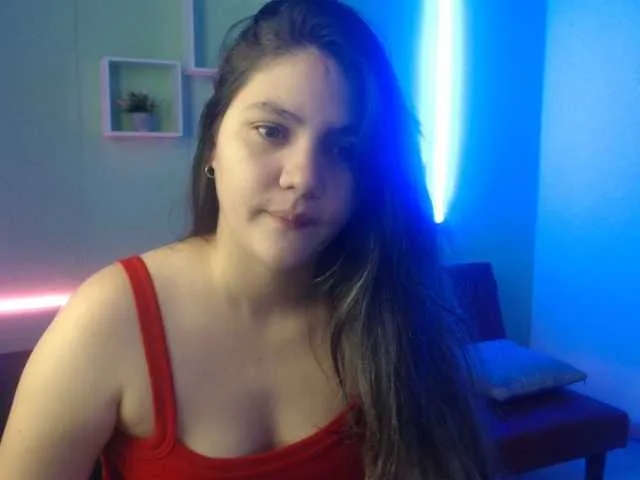 Live sex webcam photo for hanna-queen21 #271475373