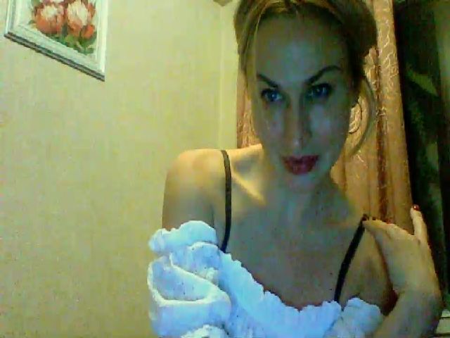 Live sex webcam photo for LadyAna189 #271479983