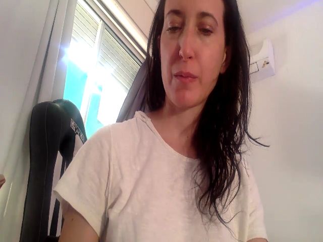 Live sex webcam photo for JesicaHilton #271481583