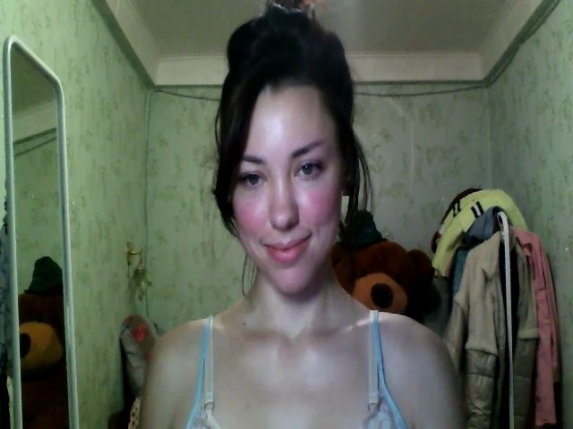 Live sex webcam photo for AA_Kitten #271481270