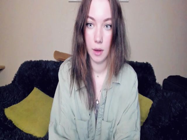 Live sex webcam photo for AweMia #271477497
