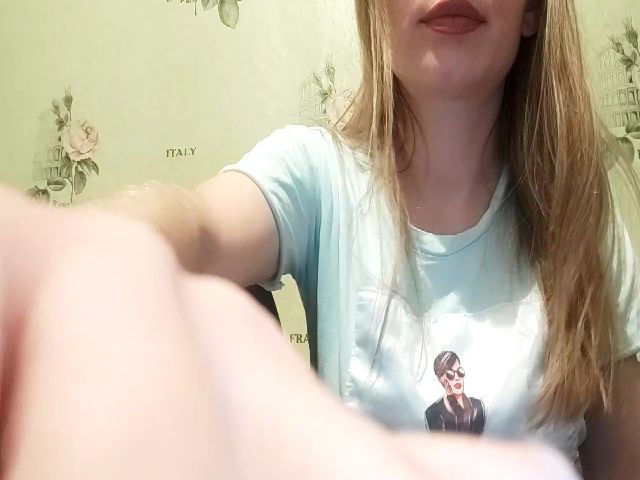 Live sex webcam photo for Otta_Ra #271481577