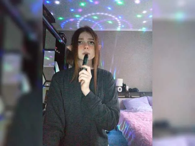 Live sex webcam photo for SandySheeks #271475365