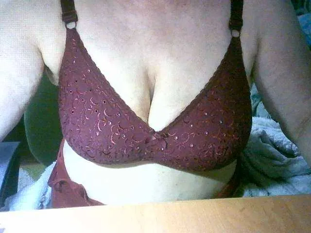 Live sex webcam photo for RomachkaT #271474577