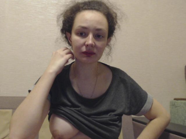 Live sex webcam photo for Annacookie007 #271472364