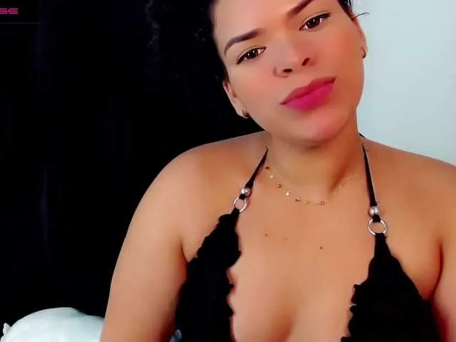 Live sex webcam photo for LadiesHots #271474409