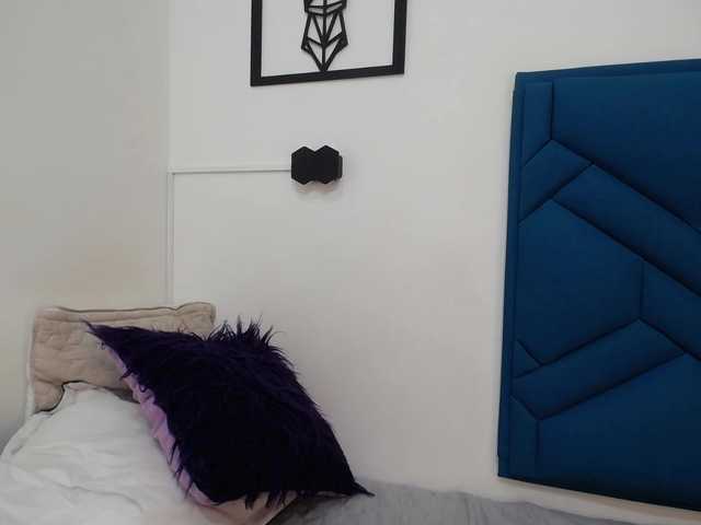 Live sex webcam photo for Briggitte- #271471776