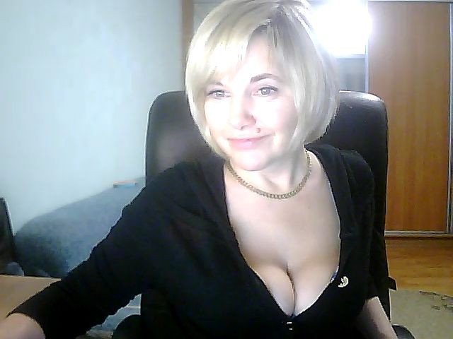 Live sex webcam photo for Vivid_Glance #271468849