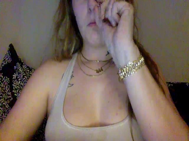 Live sex webcam photo for Blondebaby710 #271468750