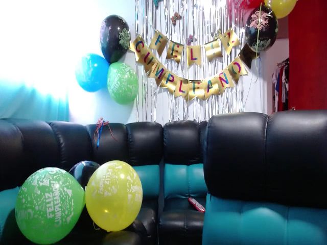 Live sex webcam photo for Hatria_Broom #271474196