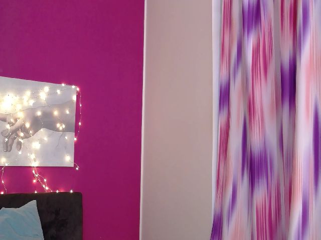 Live sex webcam photo for Eninvisble #271475557