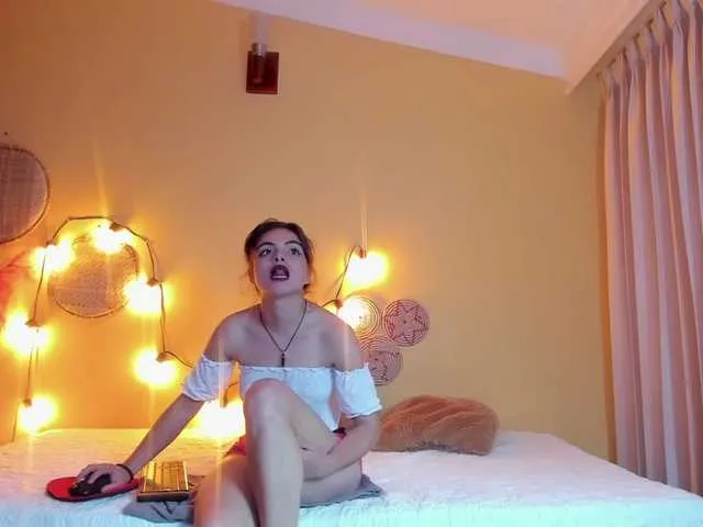 Live sex webcam photo for Camila-Foster #271468140