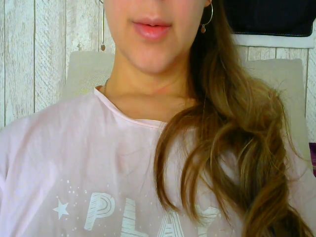 Live sex webcam photo for Kimmy_Jane #271470623