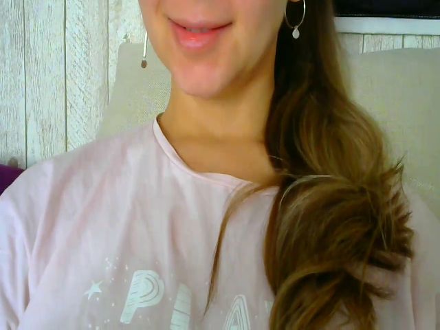 Live sex webcam photo for Kimmy_Jane #271472229