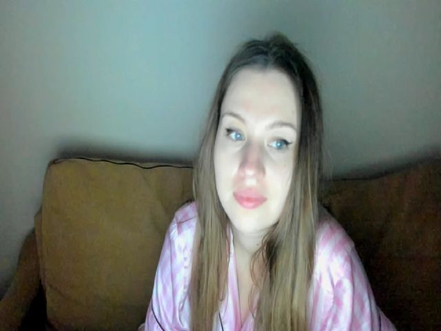 Live sex webcam photo for Juliageuss #271473180