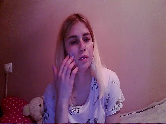 Live sex webcam photo for little_girl27 #271476828