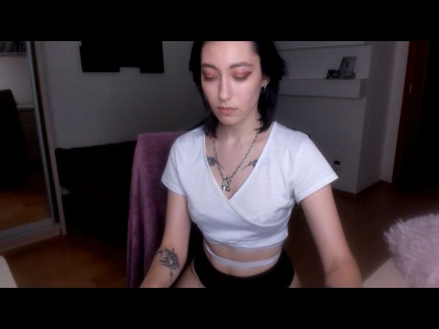 Live sex webcam photo for JaneKravis #271481970