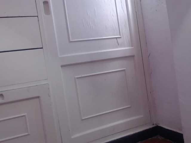 Live sex webcam photo for Dirtylesbiann #271478105