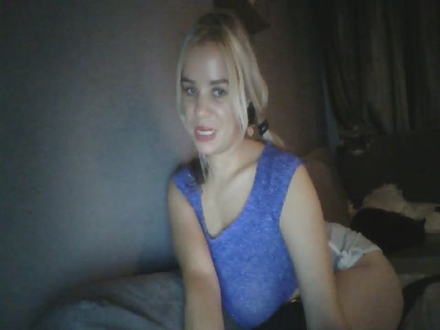 Live sex webcam photo for TILLY2021 #271482278