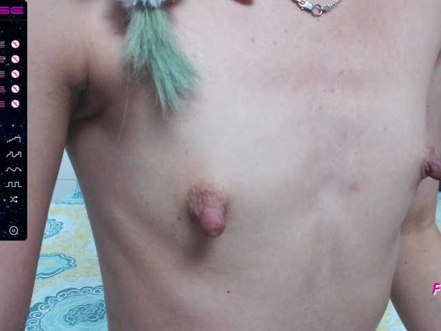 Live sex webcam photo for NicoleSantana #287925090