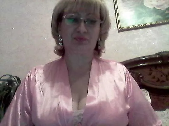 Live sex webcam photo for Ur-Mami #271494199