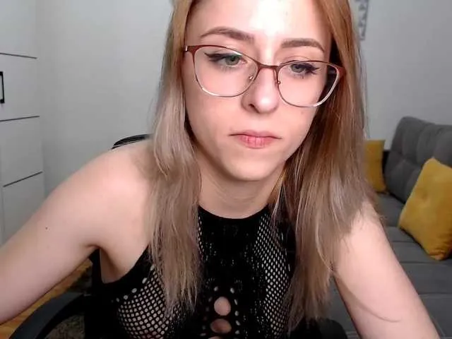 Live sex webcam photo for AnyHott #271483640