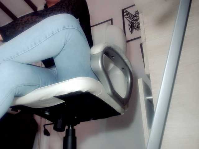 Live sex webcam photo for amaranthacol #271484304