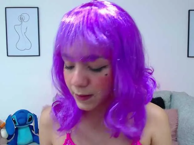 Live sex webcam photo for UBittersweet #271484147