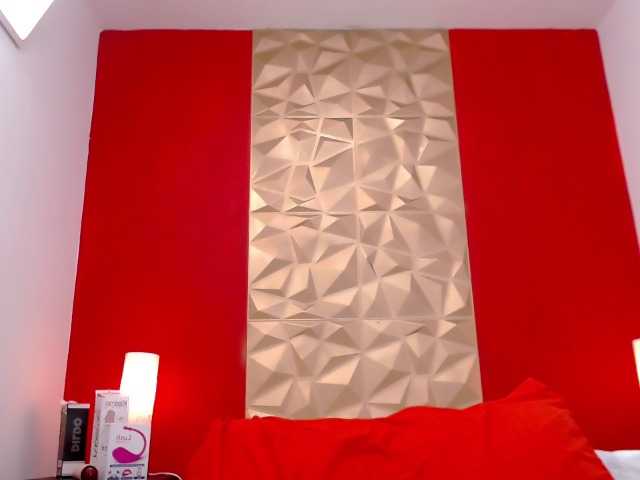 Live sex webcam photo for victoriasquir #271484584