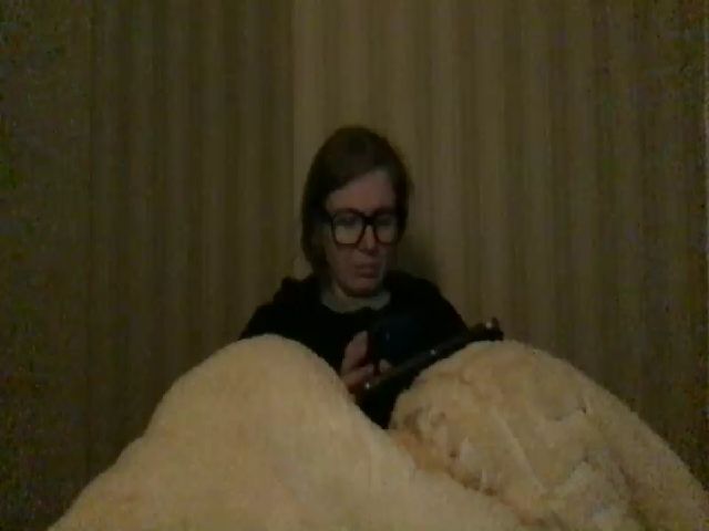 Live sex webcam photo for A_Girlie #271492257