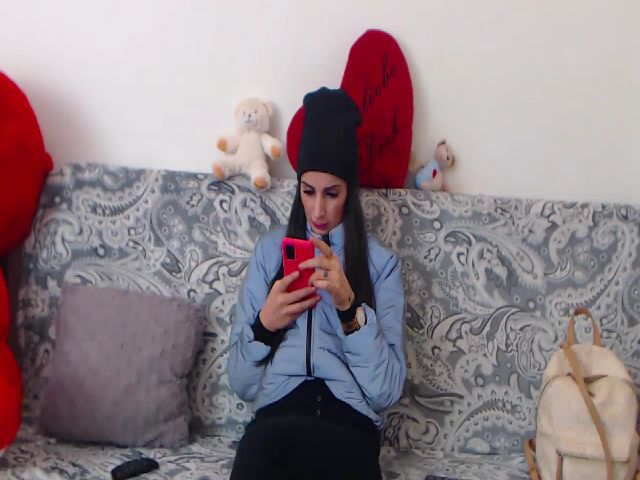 Live sex webcam photo for LayllaDean #271496564