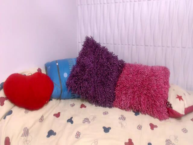 Live sex webcam photo for Vannemedina #271496878