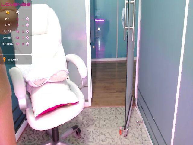Live sex webcam photo for Liz_scarlett_ #271486020