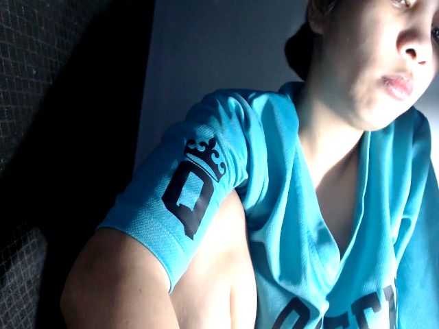 Live sex webcam photo for HotpukiLuver #271496919