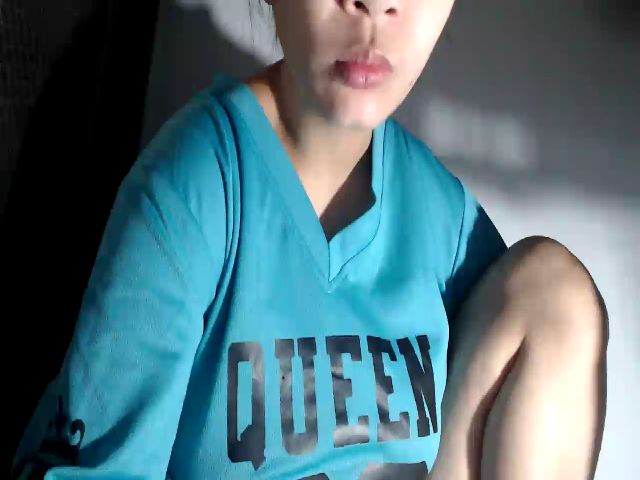 Live sex webcam photo for HotpukiLuver #271497228
