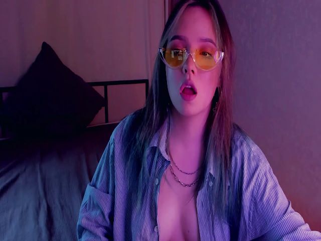 Live sex webcam photo for Sonya_blade9 #271492579
