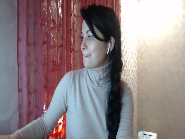 Live sex webcam photo for SamntaDiamond #271489398