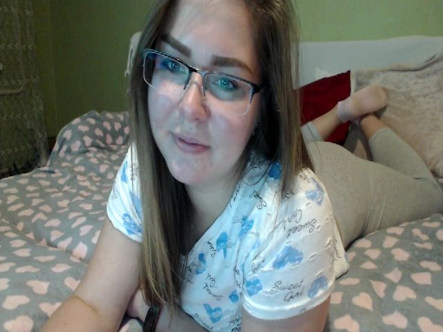 Live sex webcam photo for Scarlet_Johan #271493180