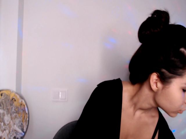 Live sex webcam photo for LeValeriya #271489486