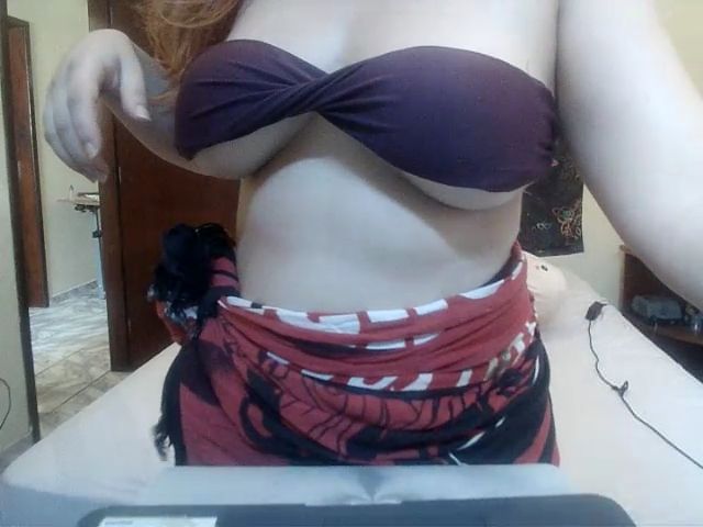 Live sex webcam photo for Maaryhot #271492641