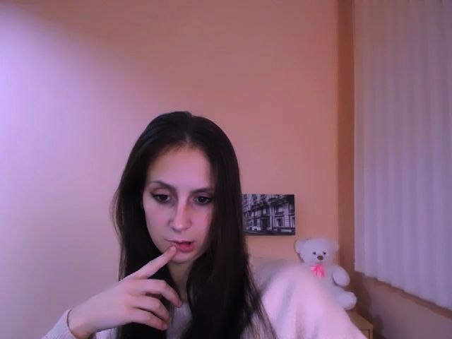 Live sex webcam photo for CuddliesNikki #271484604