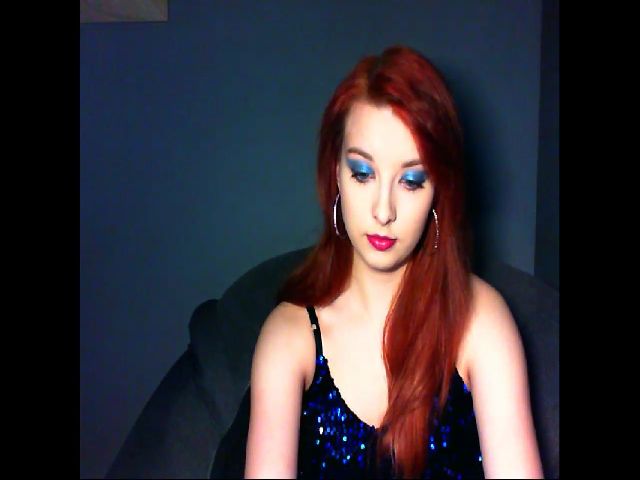 Live sex webcam photo for VirginLuna18 #271492249