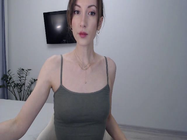 Live sex webcam photo for AnnaGood #271497044