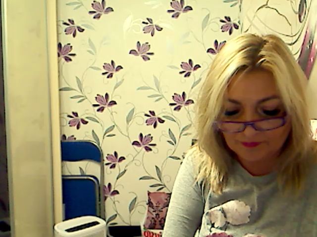 Live sex webcam photo for IryshAlyce #271497253