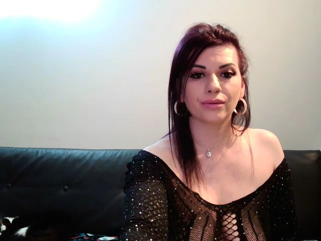 Live sex webcam photo for SweetVickyy #271497140