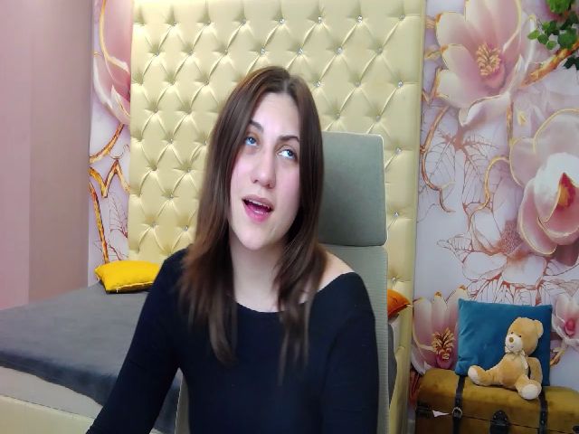 Live sex webcam photo for KristyWalsh #271489045